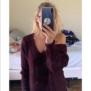 Maroon sweater